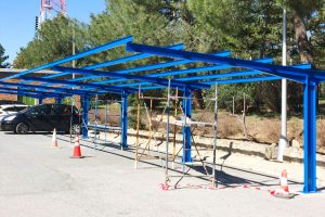 Construcción de estructura metálica para parking en ETAP Santillana